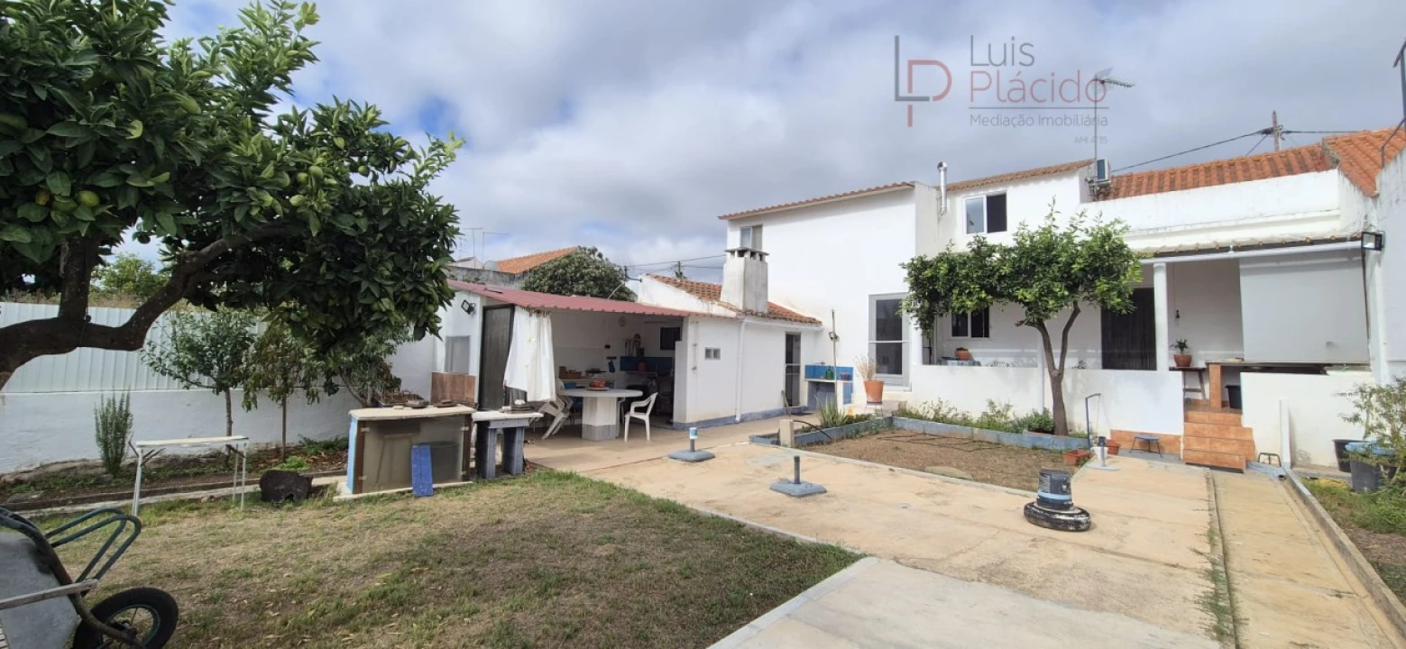 Moradia T3 para Venda em São Domingos e Vale de Água Foto 34