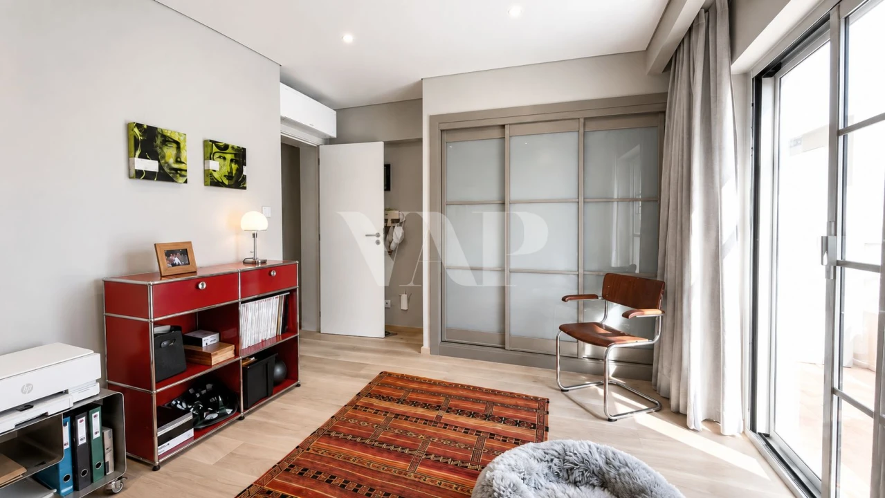 Apartamento T3 para Venda em Quarteira Foto 11