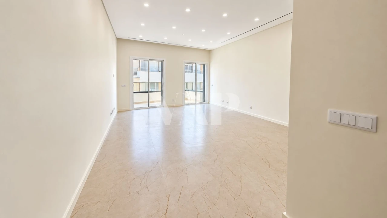 Apartamento T1 para Venda em Quarteira Foto 11