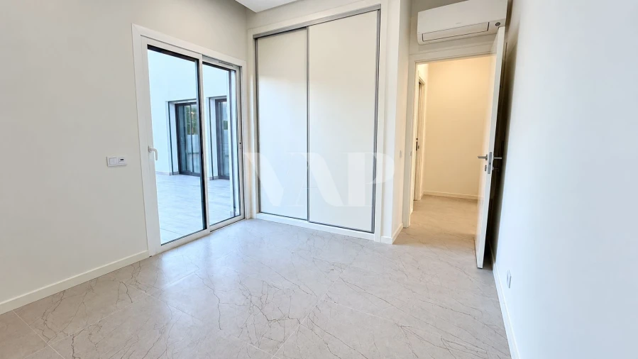 Apartamento T1 para Venda em Quarteira Foto 17