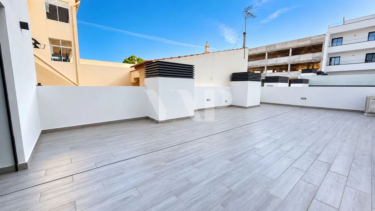 Apartamento T1 para Venda em Quarteira Foto 15
