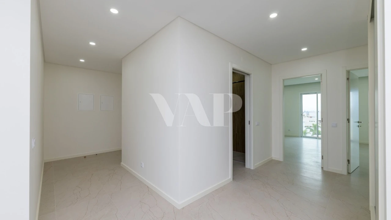 Apartamento T3 para Venda em Quarteira Foto 7
