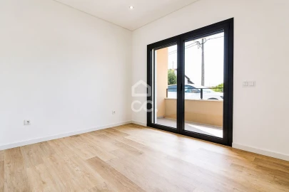 Apartamento T1 para Arrendamento em Avelar