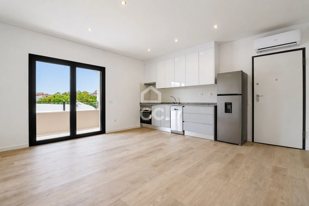 Apartamento T1 para Arrendamento em Avelar Foto 1