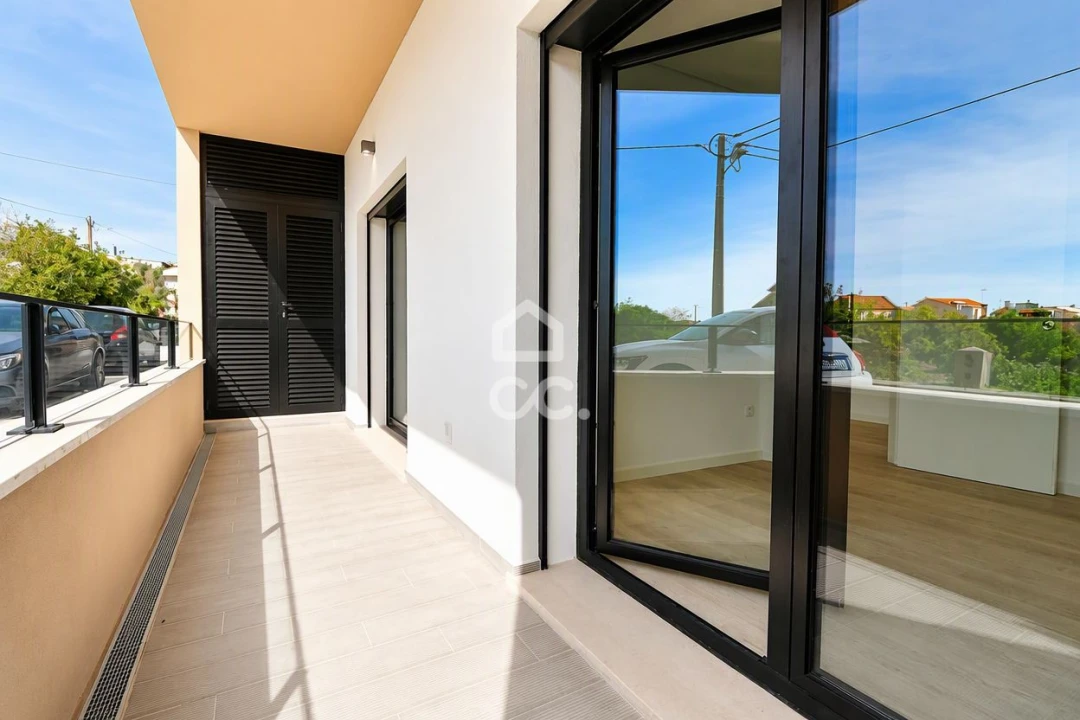 Apartamento T1 para Arrendamento em Avelar Foto 6