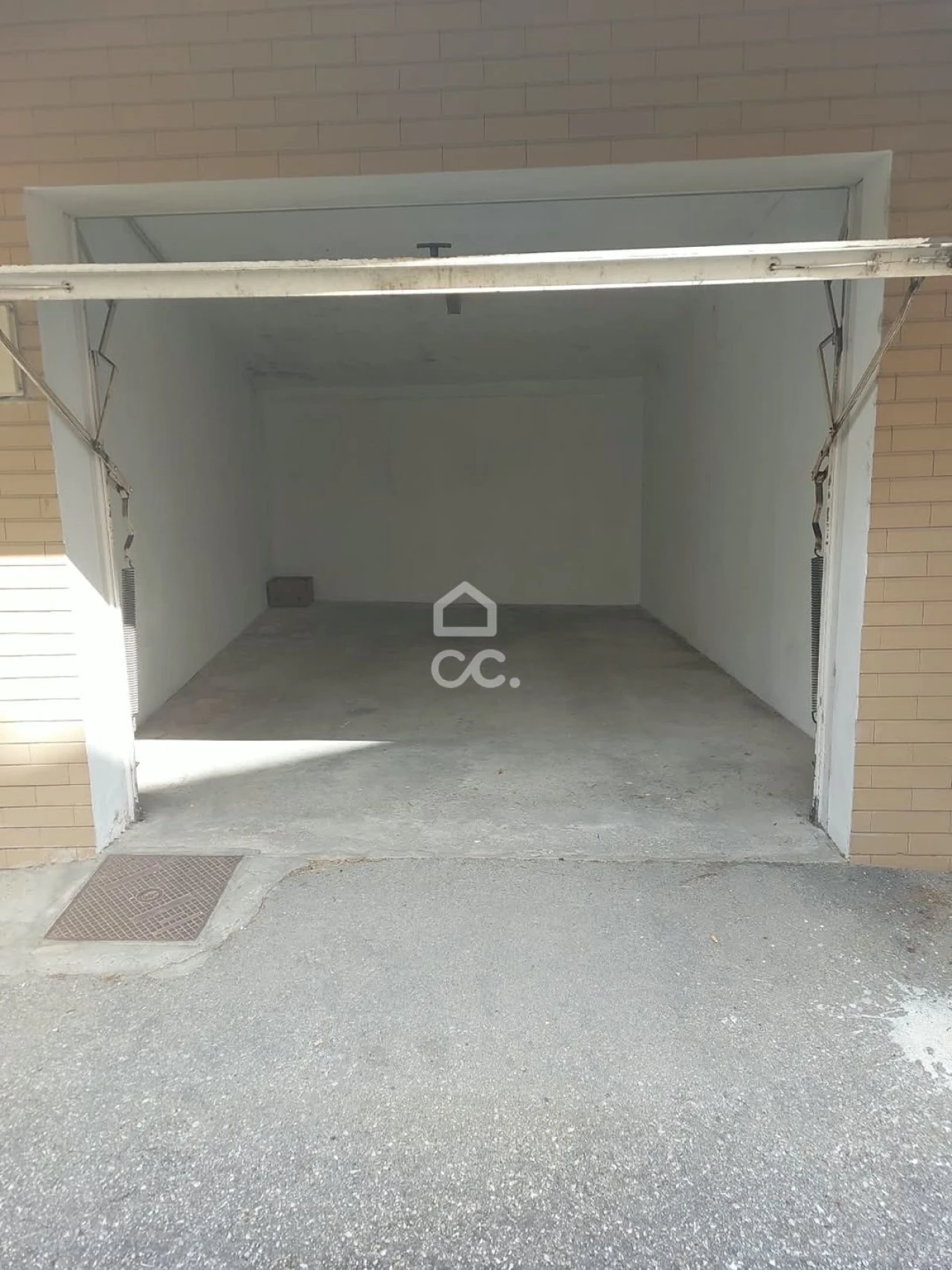 Garagem para Arrendamento em Viseu Foto 1