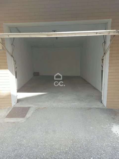 Garagem para Arrendamento em Viseu