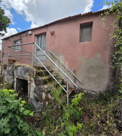 Moradia para Venda em Oliveira do Douro
