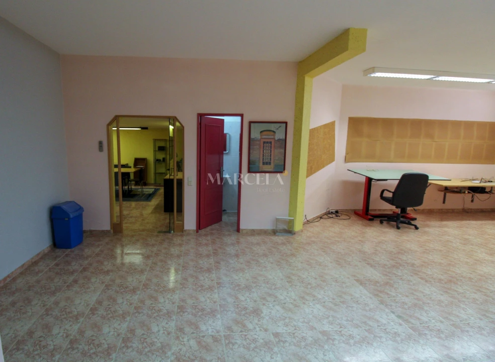 Negócio para Venda em Lagos (São Sebastião e Santa Maria) Foto 9