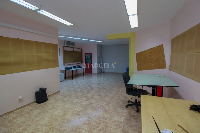 Negócio para Venda em Lagos (São Sebastião e Santa Maria) Foto 11