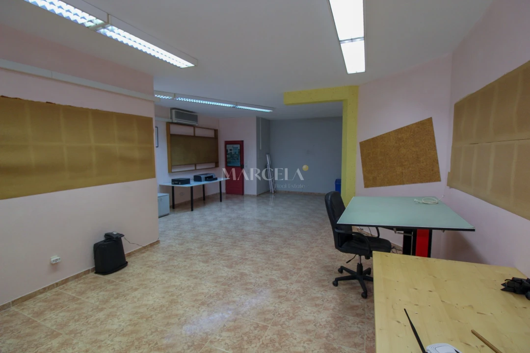 Negócio para Venda em Lagos (São Sebastião e Santa Maria) Foto 11