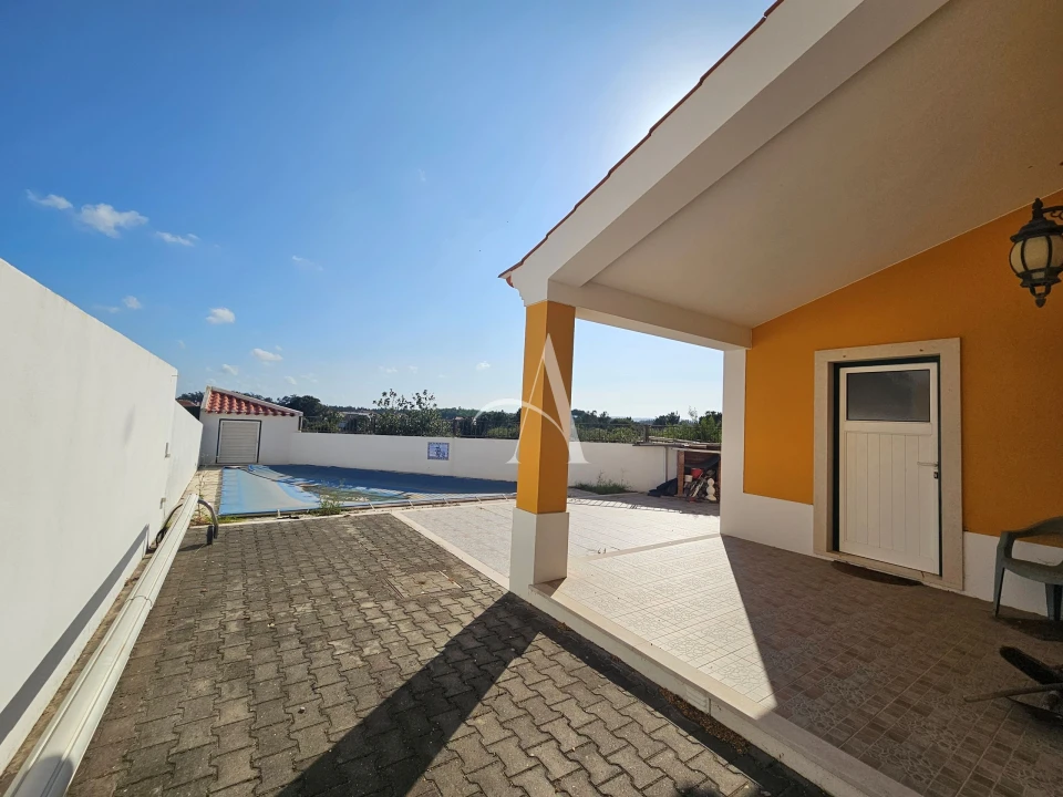 Moradia T4 para Venda em Alfeizerão Foto 25