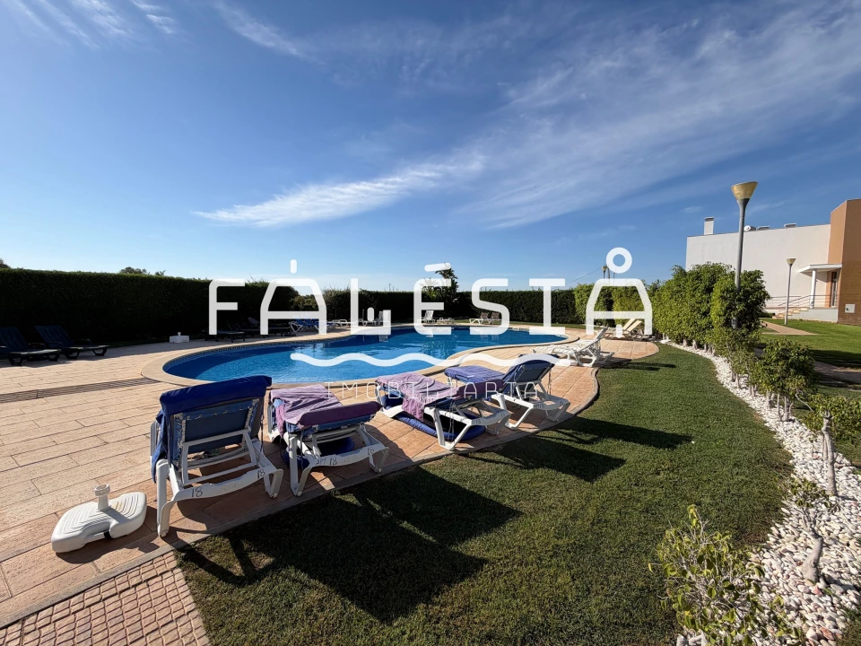 Moradia T2 para Venda em Albufeira e Olhos de Água Foto 43