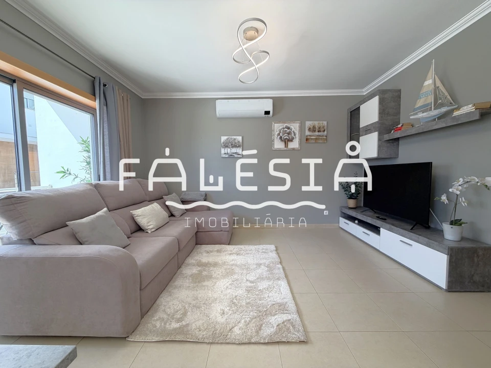 Moradia T2 para Venda em Albufeira e Olhos de Água Foto 7