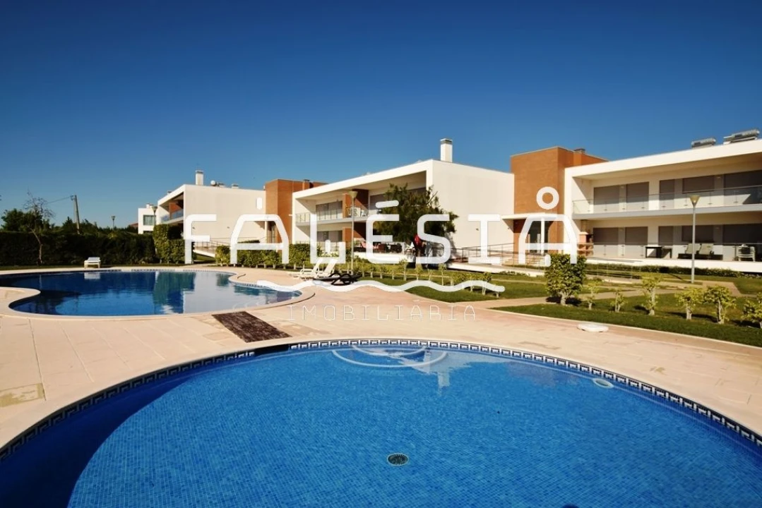 Moradia T2 para Venda em Albufeira e Olhos de Água Foto 36