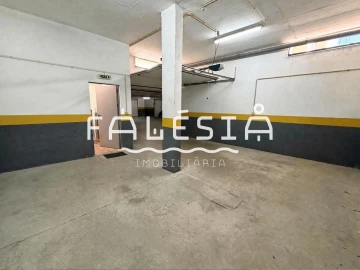 Moradia T2 para Venda em Albufeira e Olhos de Água