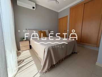 Moradia T2 para Venda em Albufeira e Olhos de Água