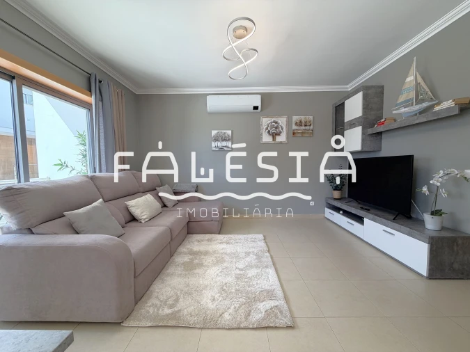 Moradia T2 para Venda em Albufeira e Olhos de Água Foto 7