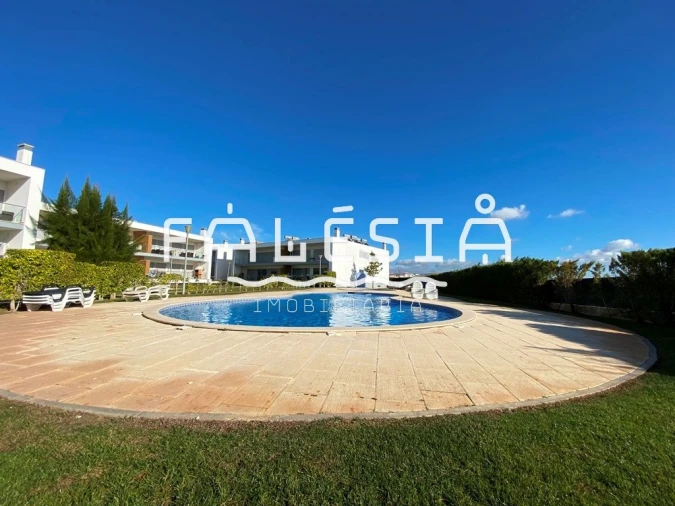 Moradia T2 para Venda em Albufeira e Olhos de Água Foto 2