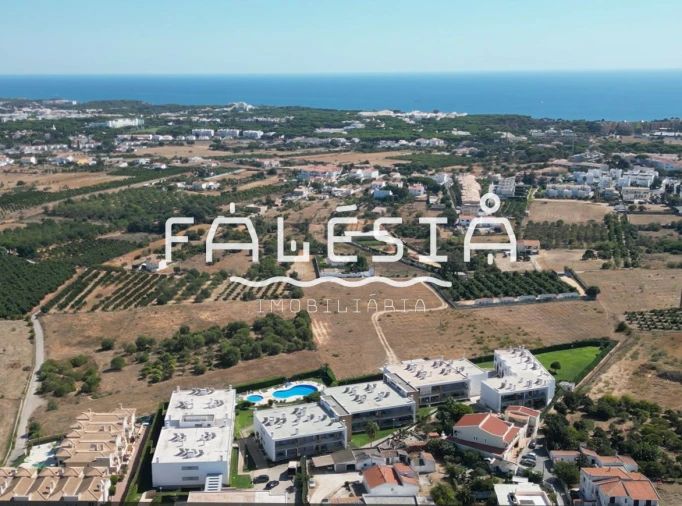 Moradia T2 para Venda em Albufeira e Olhos de Água Foto 39