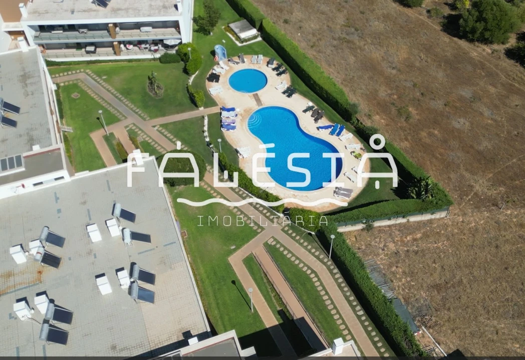 Moradia T2 para Venda em Albufeira e Olhos de Água Foto 46