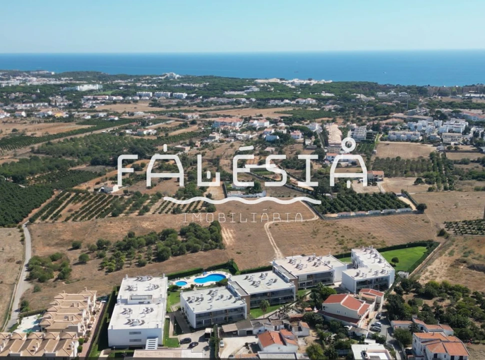 Moradia T2 para Venda em Albufeira e Olhos de Água Foto 39