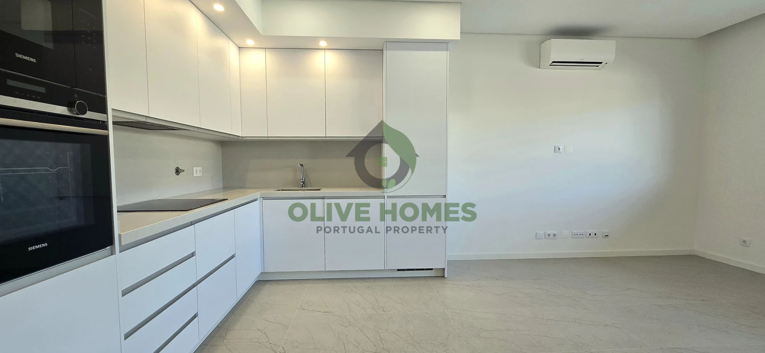 Apartamento T2 para Venda em Quarteira Foto 23