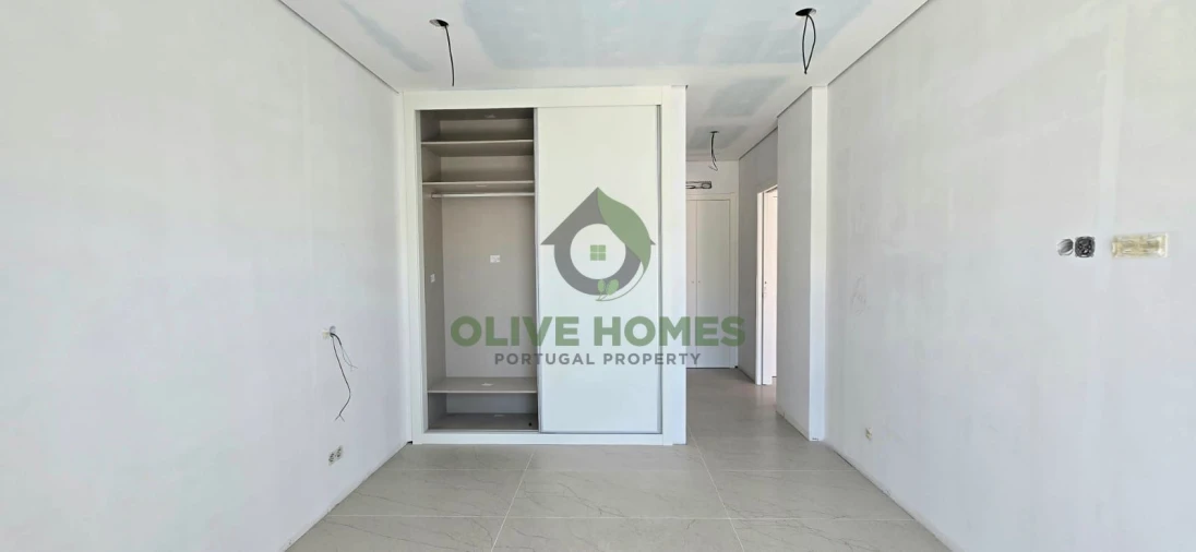 Apartamento T2 para Venda em Quarteira Foto 13