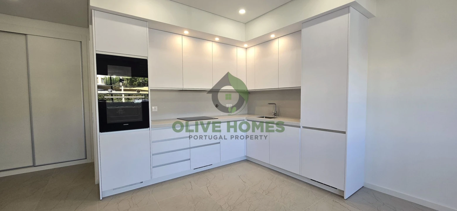 Apartamento T2 para Venda em Quarteira Foto 26