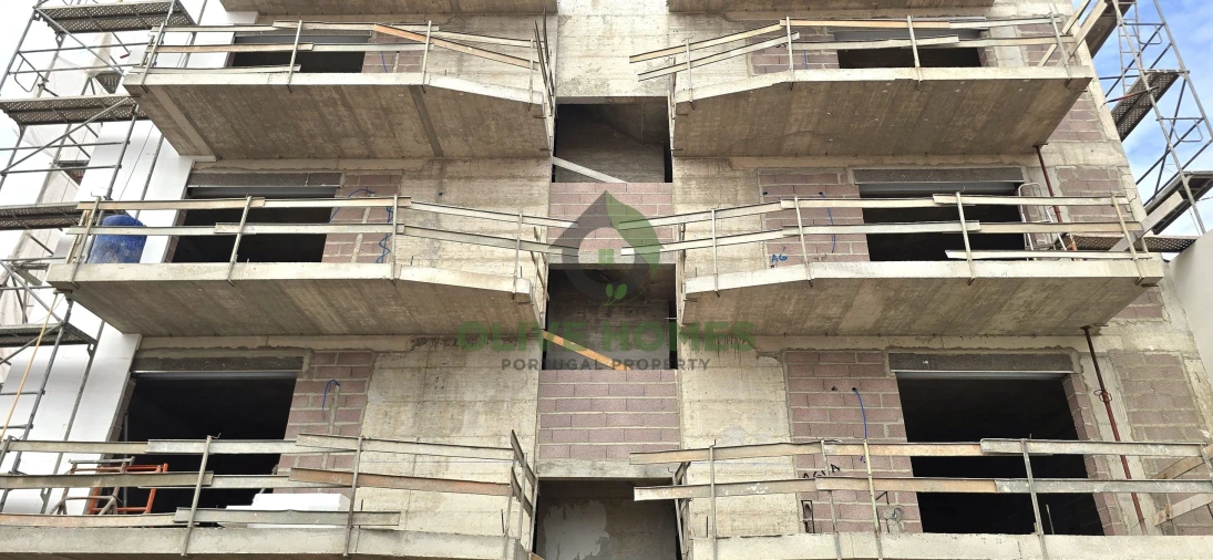 Apartamento T2 para Venda em Quarteira Foto 5