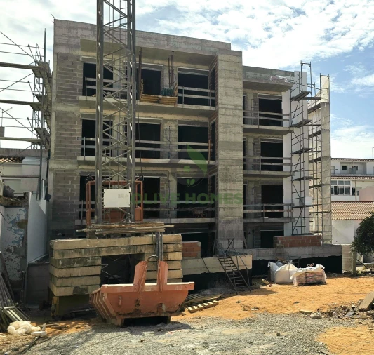Apartamento T3 para Venda em Quarteira Foto 14