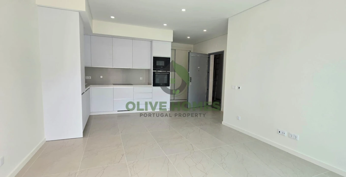 Apartamento T2 para Venda em Quarteira Foto 30