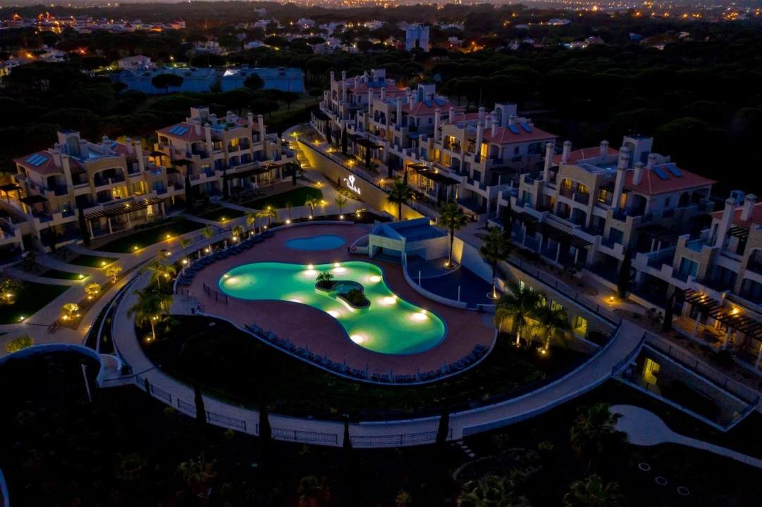 Apartamento T2 para Venda em Quarteira Foto 17