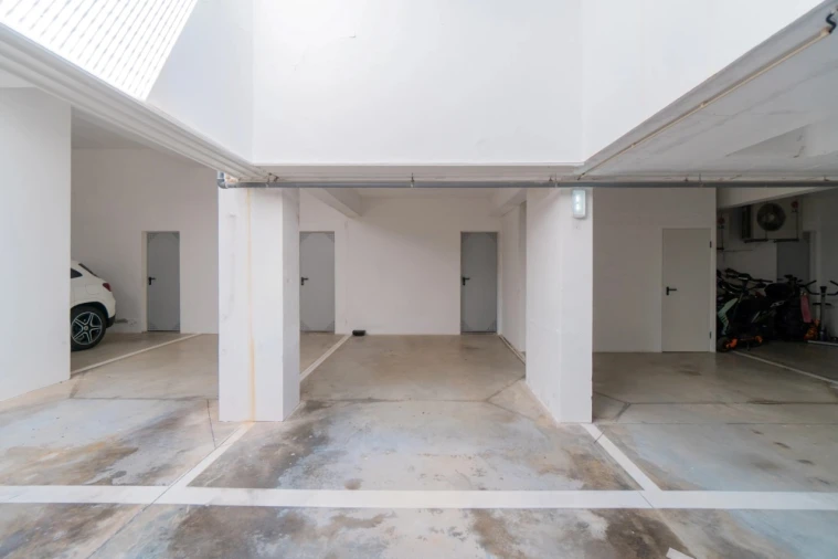 Apartamento T2 para Venda em Quarteira Foto 16