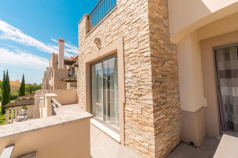 Apartamento T2 para Venda em Quarteira Foto 5