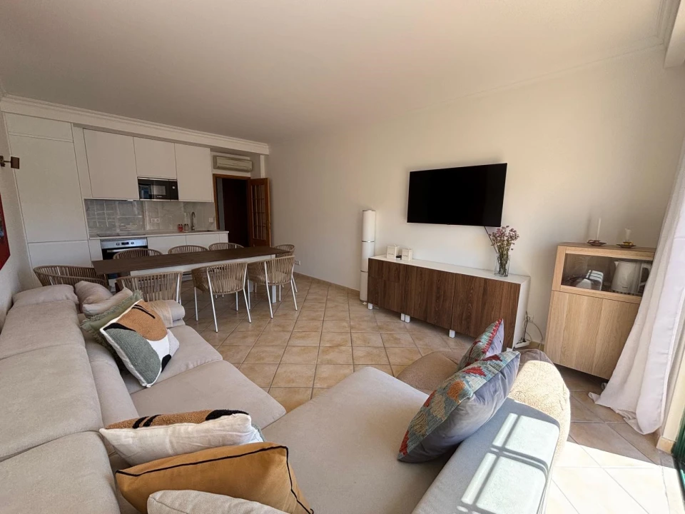 Apartamento T3 para Venda em Quarteira Foto 7