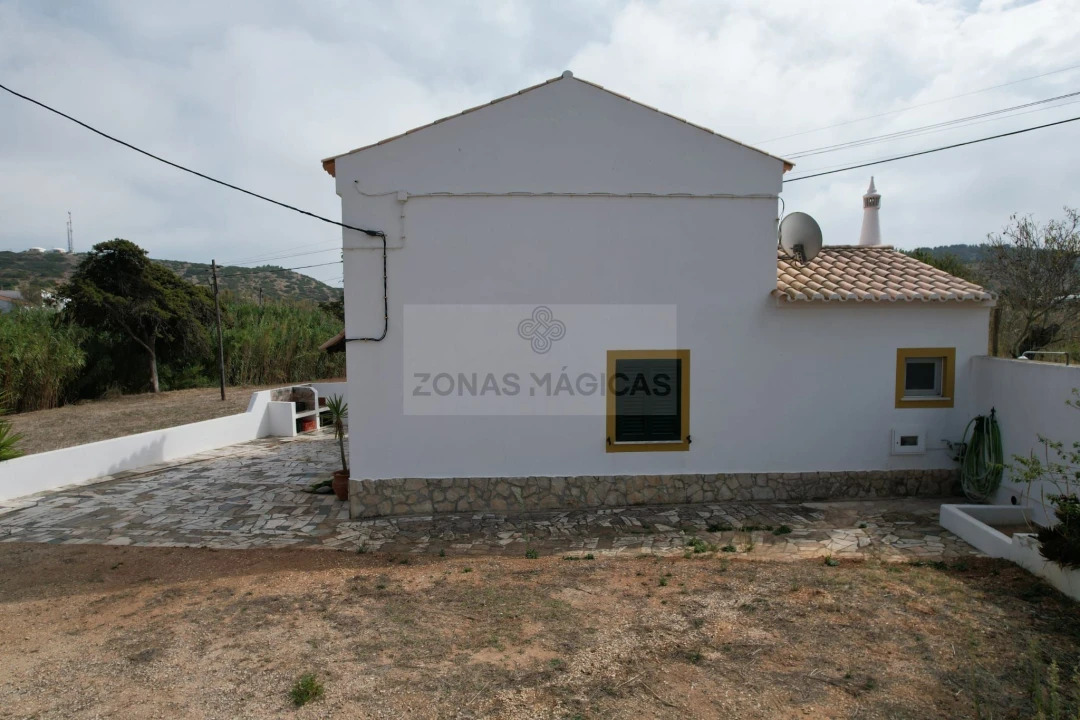 Quinta T2 para Venda em Budens Foto 32