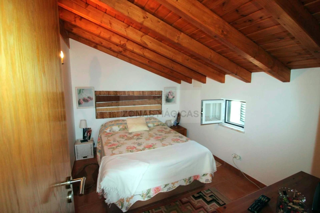 Quinta T2 para Venda em Budens Foto 9