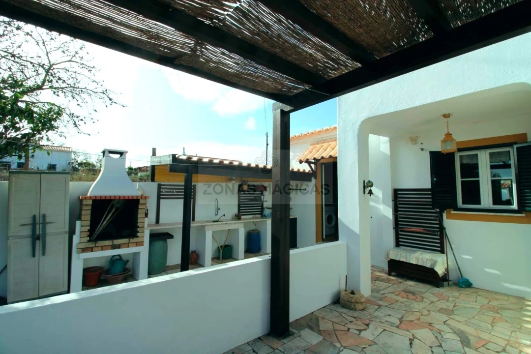 Quinta T2 para Venda em Budens Foto 4