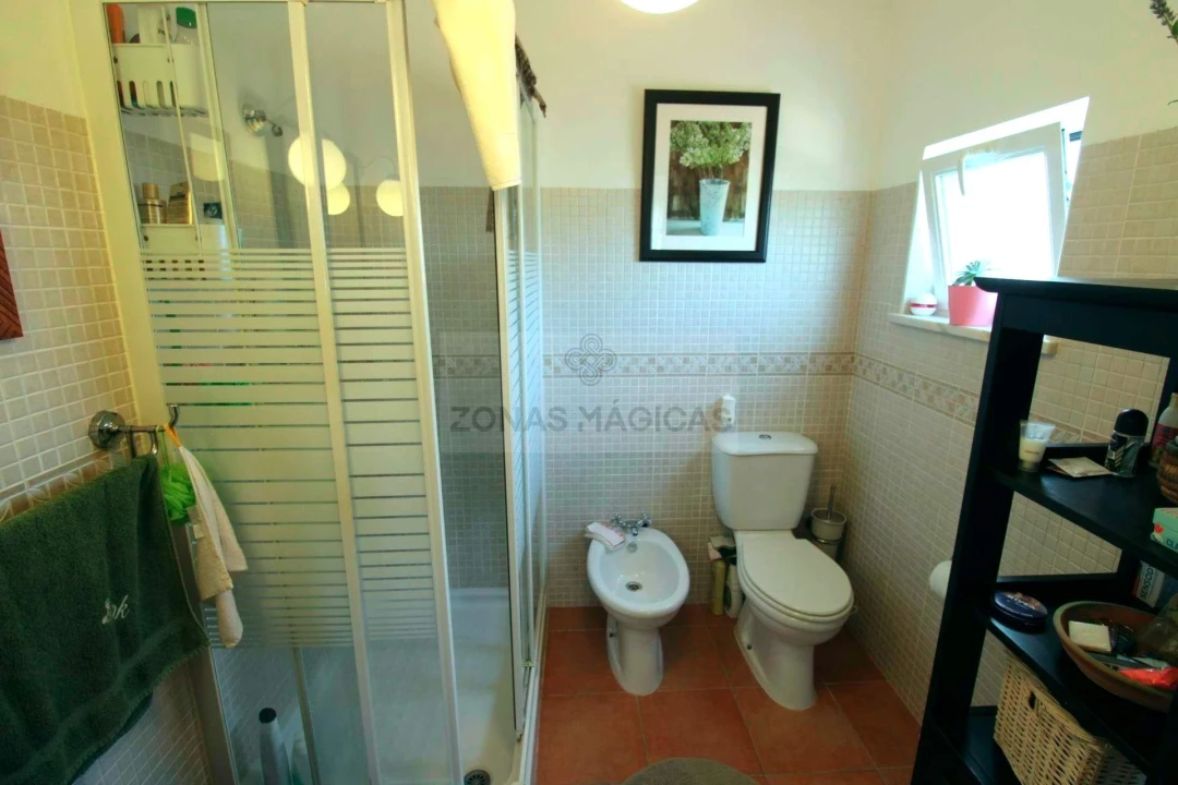 Quinta T2 para Venda em Budens Foto 15
