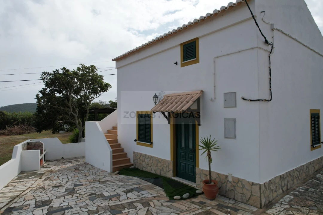 Quinta T2 para Venda em Budens Foto 30