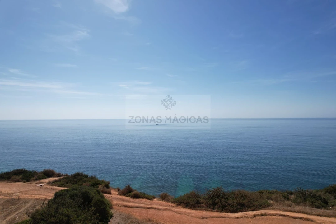 Terreno para Venda em Lagos (São Sebastião e Santa Maria) Foto 3