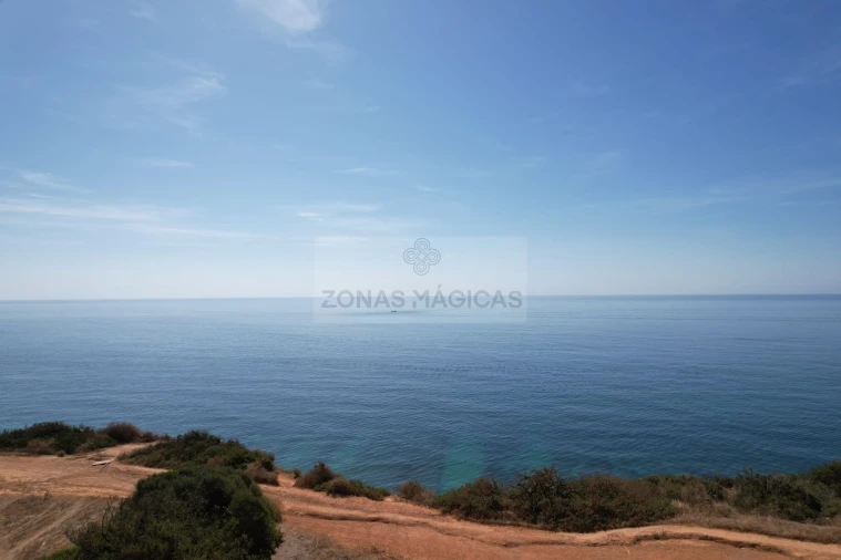 Terreno para Venda em Lagos (São Sebastião e Santa Maria) Foto 3