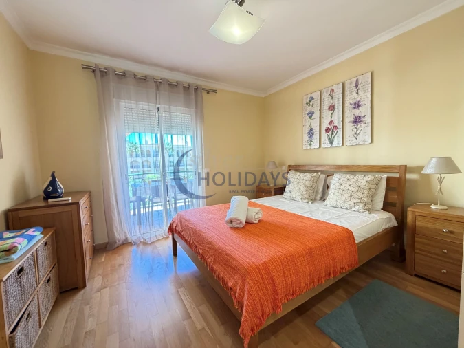 Apartamento T3 para Venda em Quarteira Foto 8