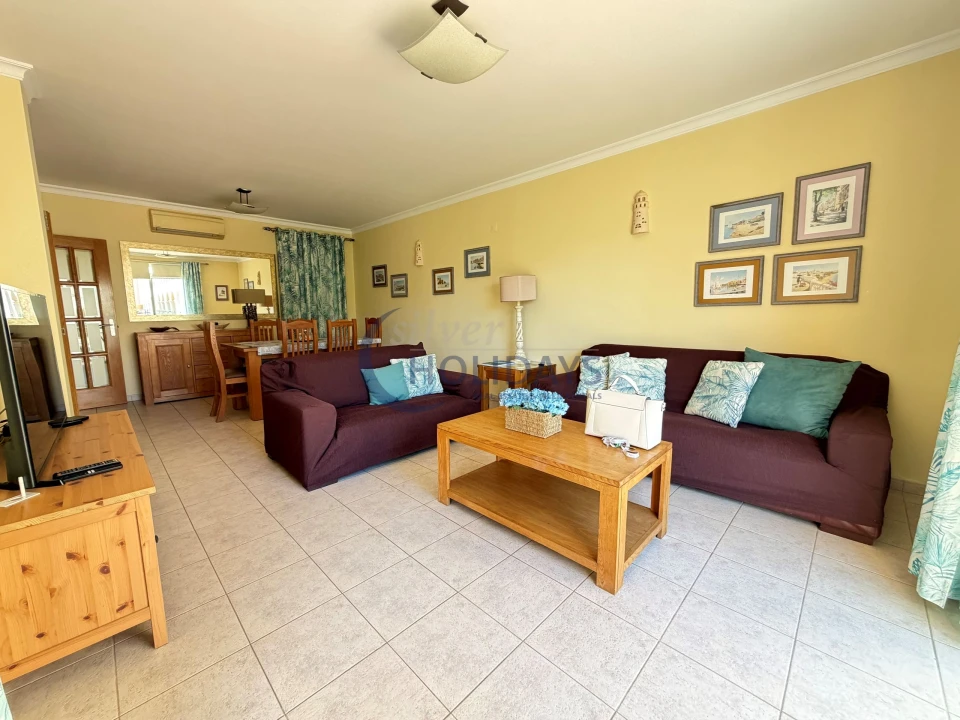 Apartamento T3 para Venda em Quarteira Foto 2