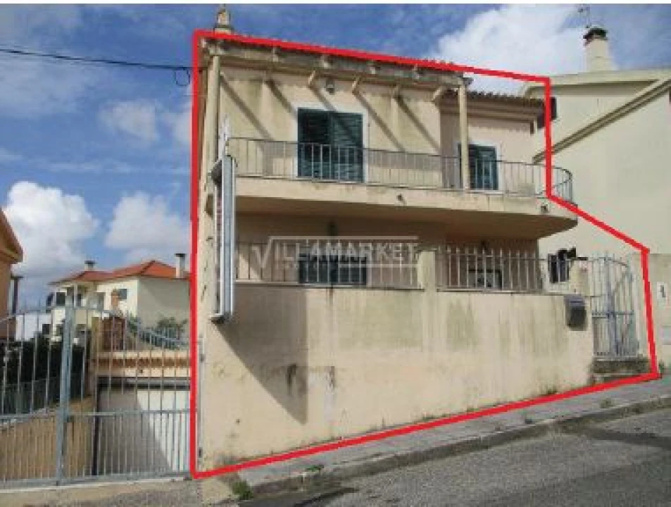 Moradia T3 para Venda em Alverca do Ribatejo e Sobralinho Foto 6