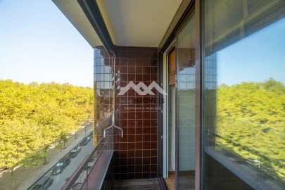 Apartamento T3 para Arrendamento em Aldoar, Foz do Douro e Nevogilde