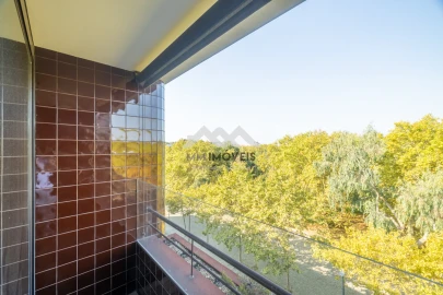 Apartamento T3 para Arrendamento em Aldoar, Foz do Douro e Nevogilde