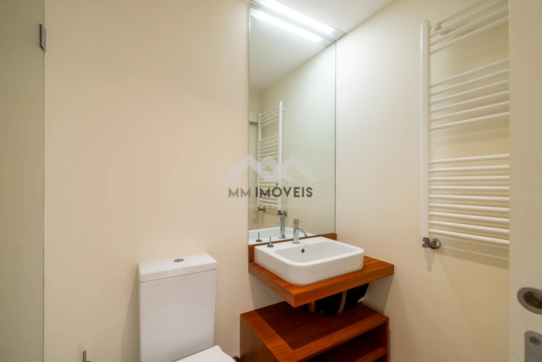 Apartamento T3 para Arrendamento em Aldoar, Foz do Douro e Nevogilde Foto 33