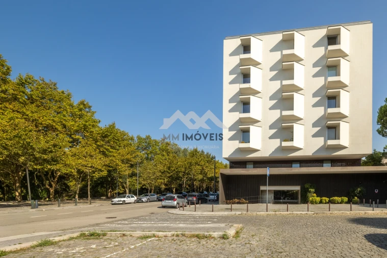 Apartamento T3 para Arrendamento em Aldoar, Foz do Douro e Nevogilde Foto 37